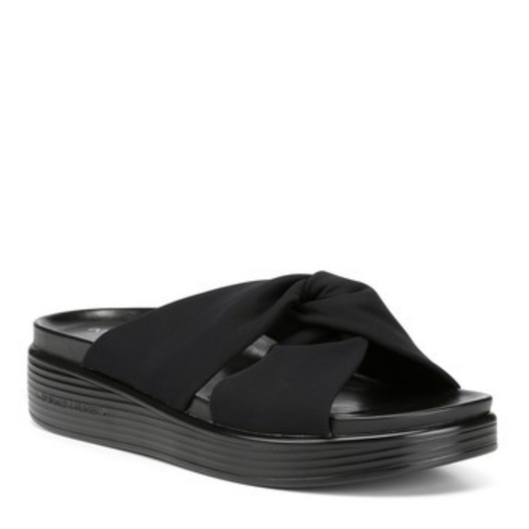 donald pliner black slides